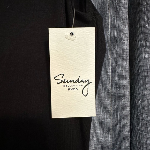 NWT RVCA Jumpsuit - Picture 4 of 9